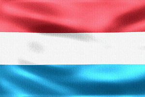 Roaming_0016_vecteezy_luxembourg-flag-waving-in-the-wind_70932920